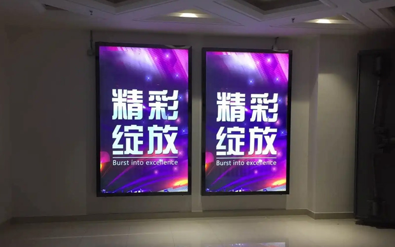 軟膜燈箱和刀刮布燈箱的區(qū)別?